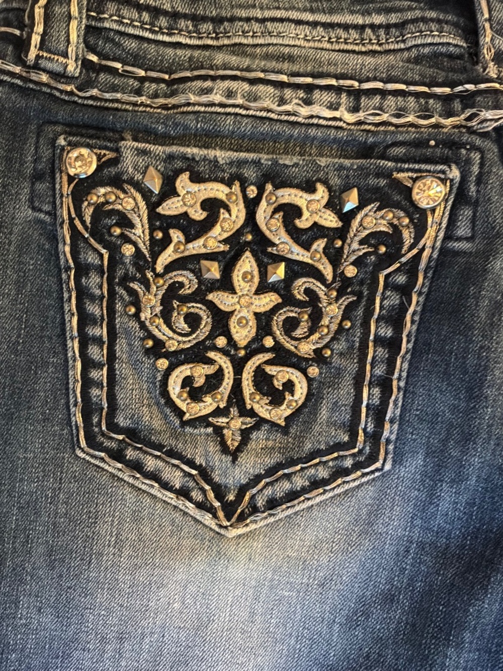 Miss Me Bootcut Easy Boot size 28 Embellished